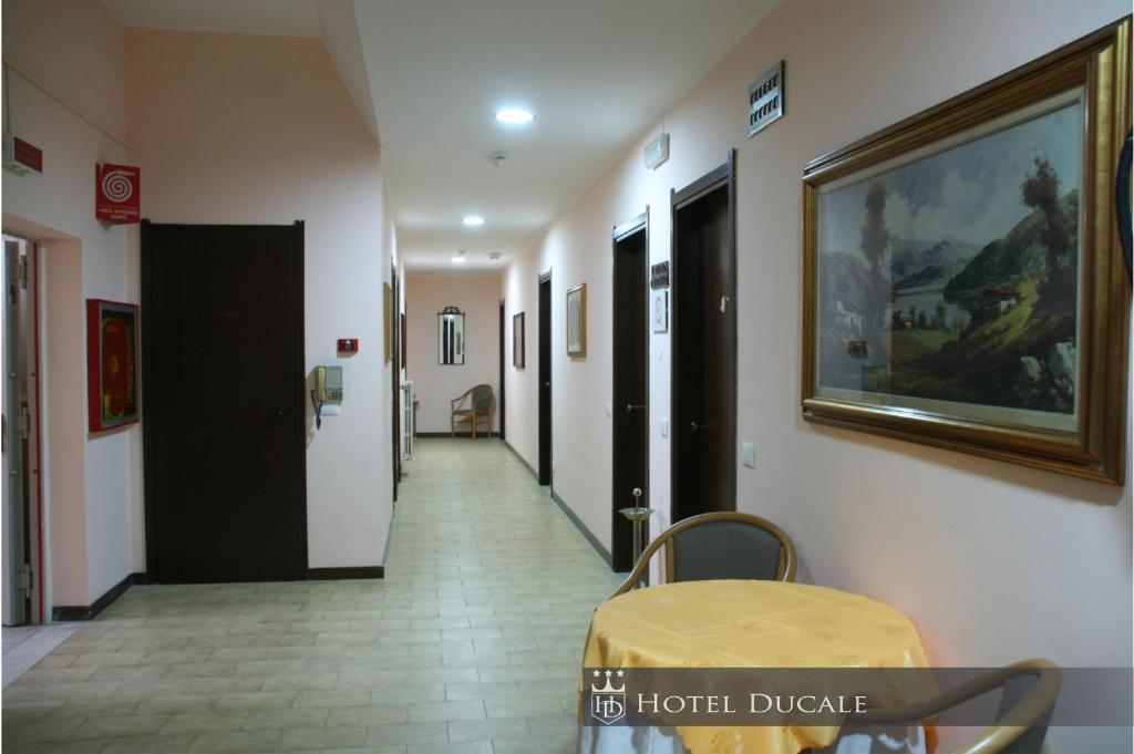 Hotel Ducale Vigevano Δωμάτιο φωτογραφία